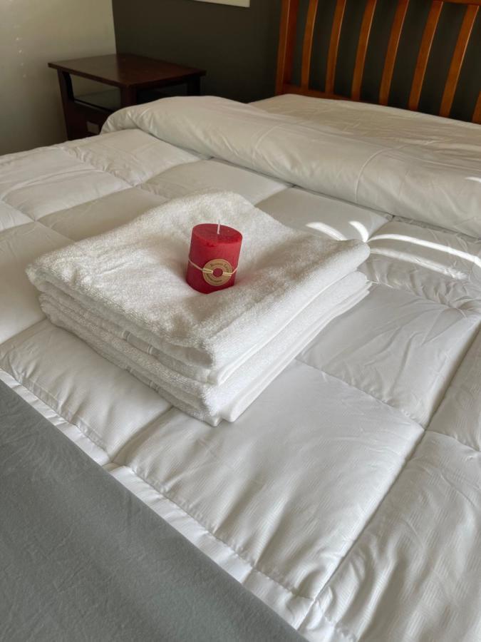 Ruth'S House Homestay Master Room With Private Shower And Toilet Оукланд Екстериор снимка